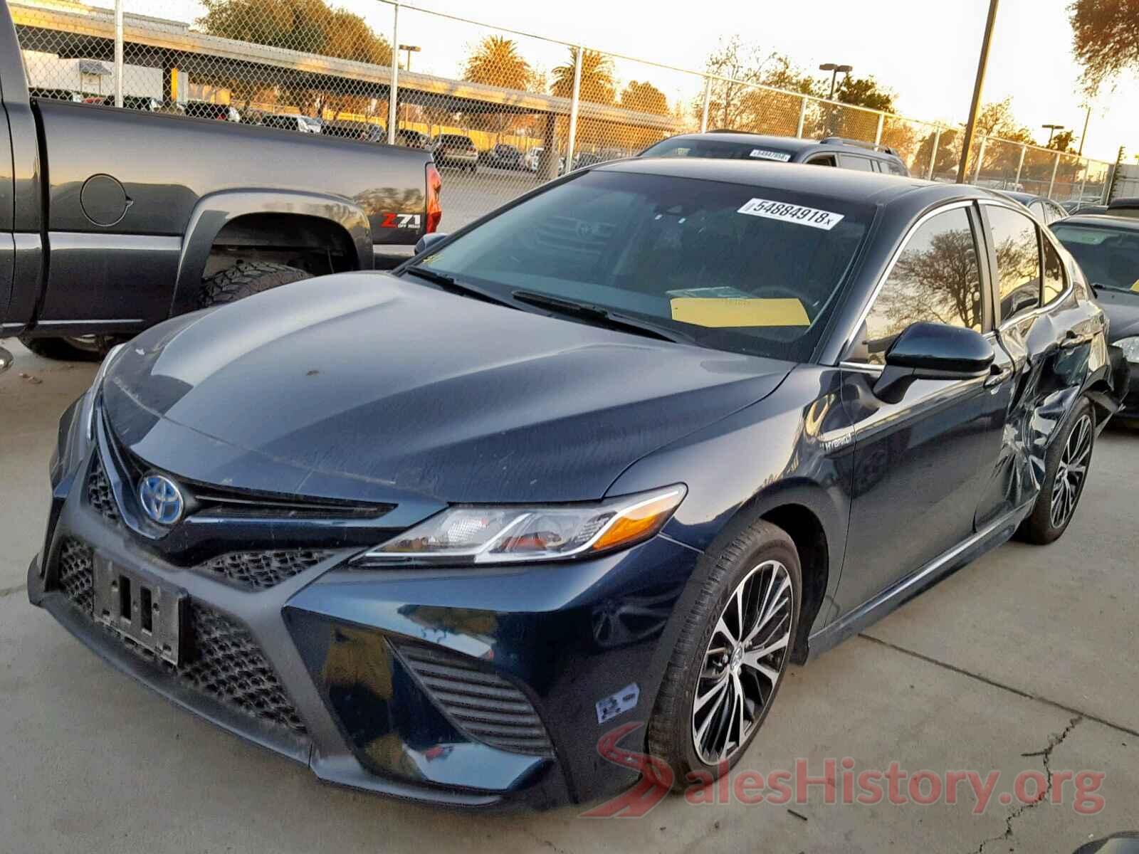 4T1B21HK9JU506429 2018 TOYOTA CAMRY