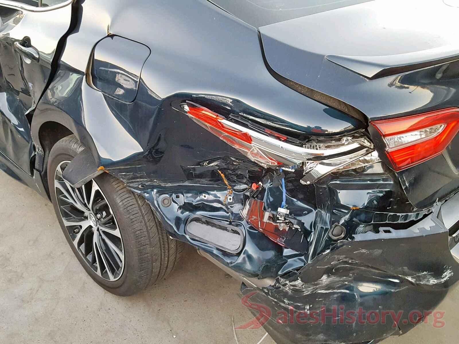 4T1B21HK9JU506429 2018 TOYOTA CAMRY