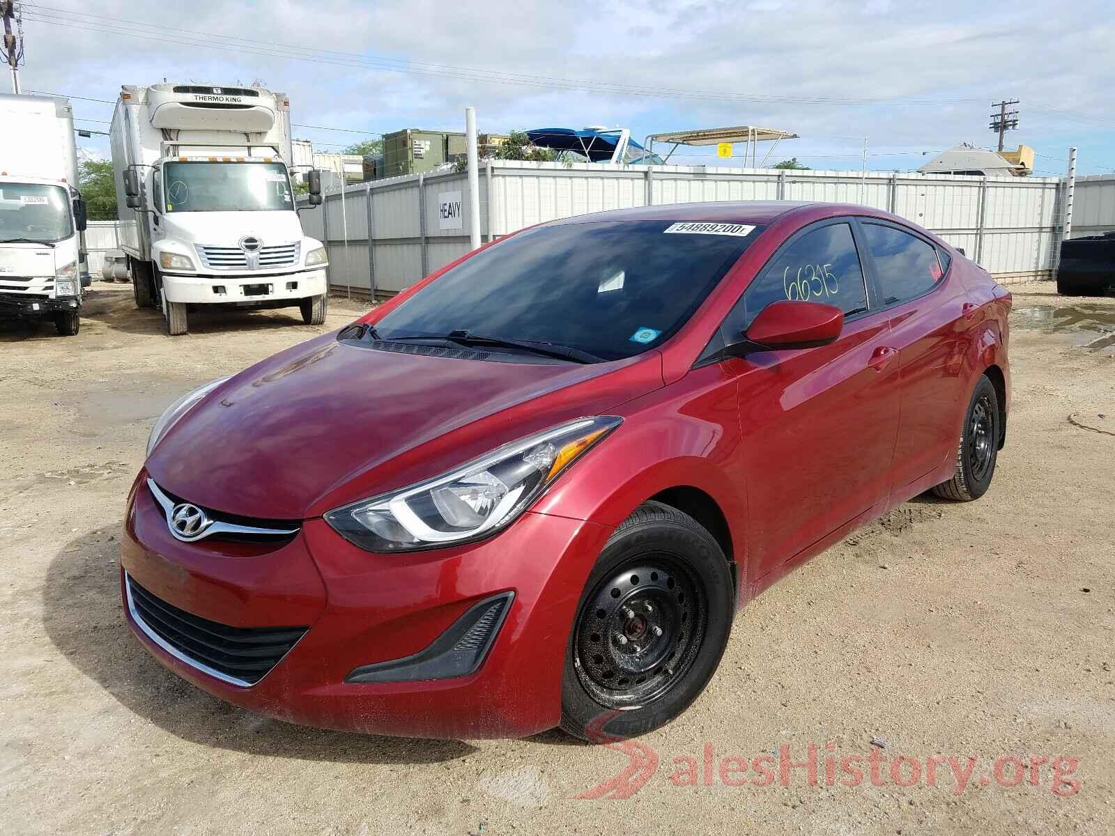 5NPDH4AE1GH770085 2016 HYUNDAI ELANTRA