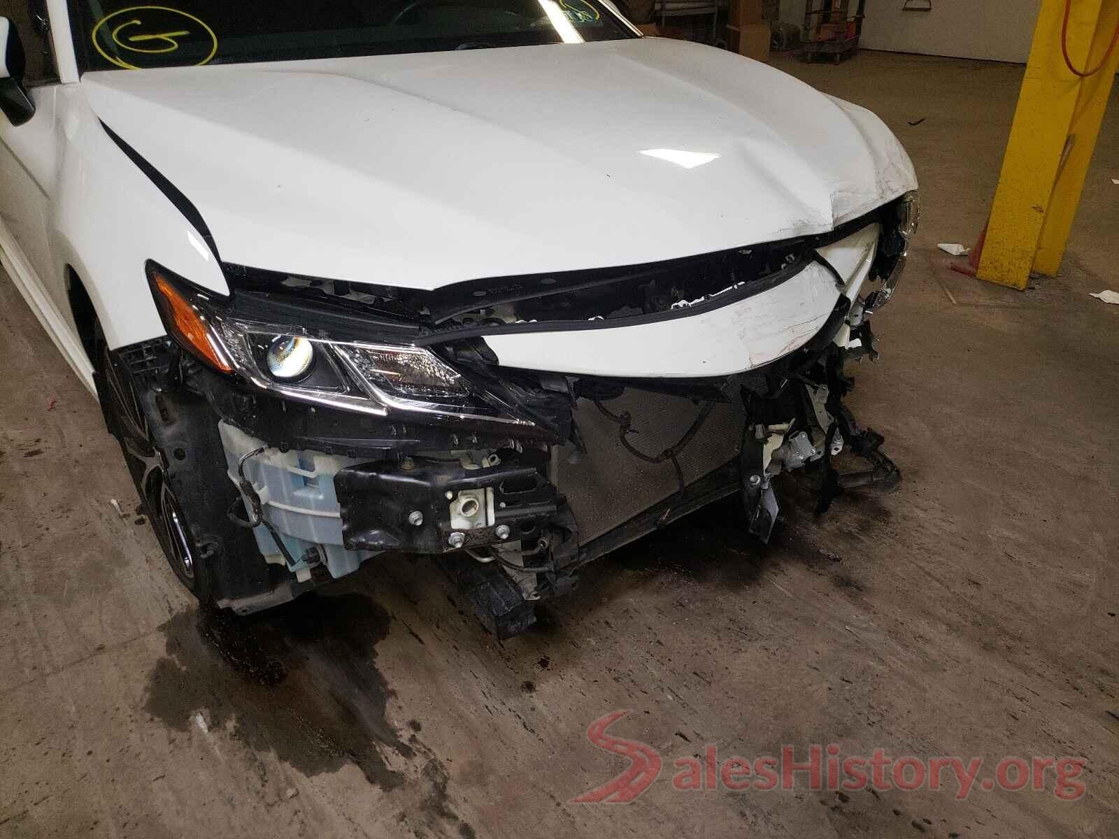 JTNB11HKXJ3006739 2018 TOYOTA CAMRY