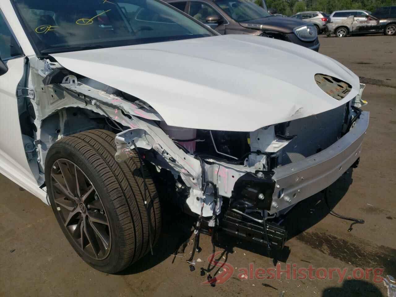 4T1G11AK3NU705503 2022 TOYOTA CAMRY