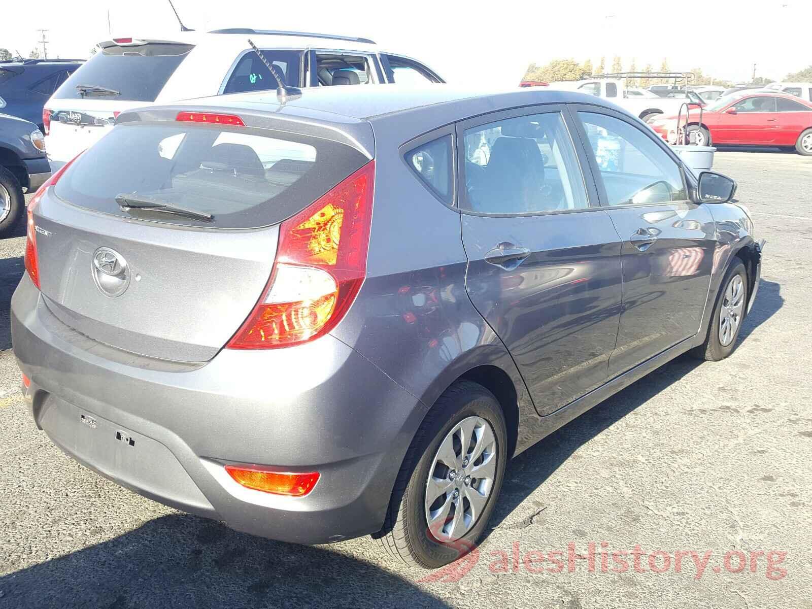 KMHCT5AE0HU319927 2017 HYUNDAI ACCENT