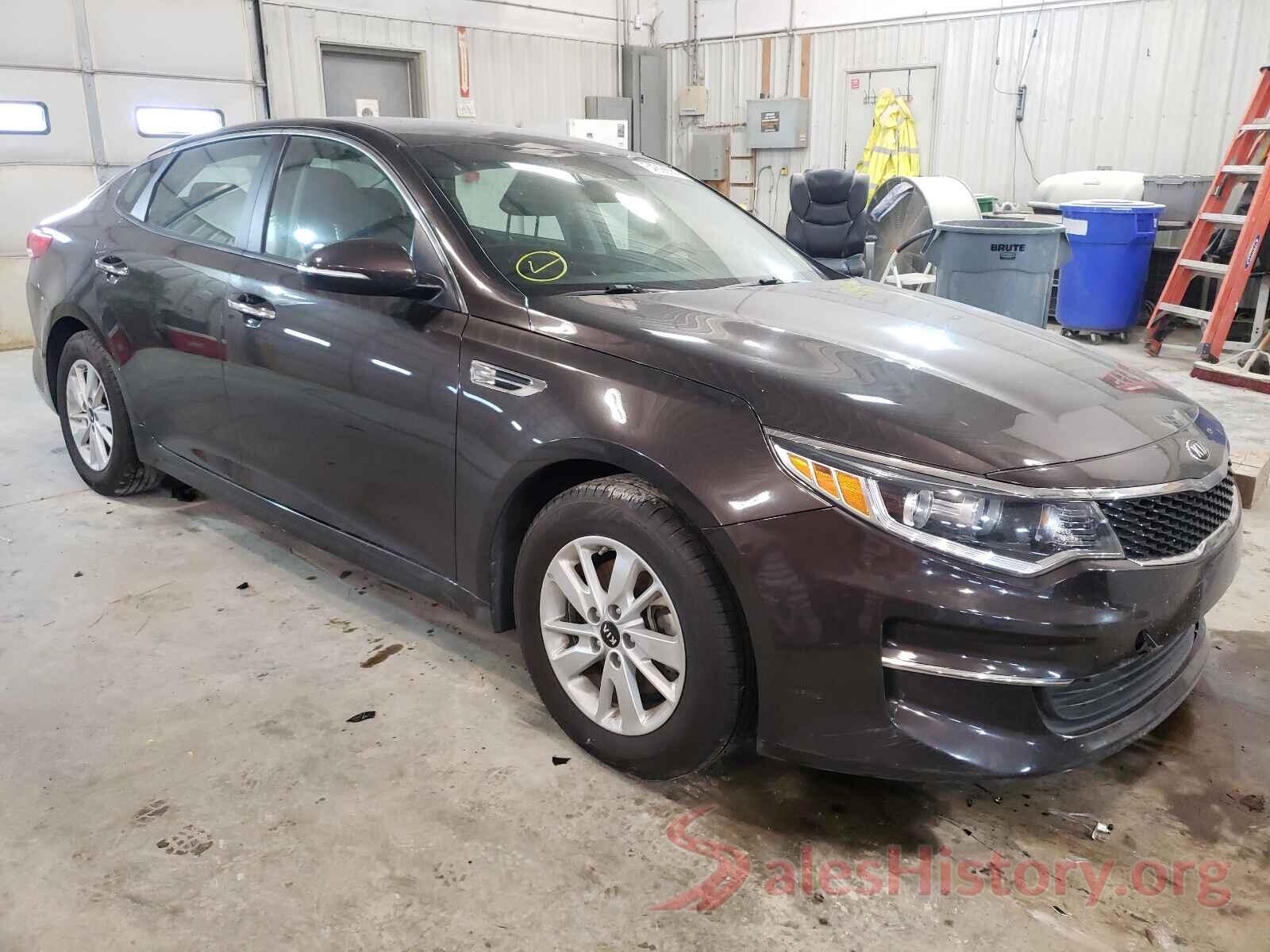 KNAGT4L34J5238518 2018 KIA OPTIMA