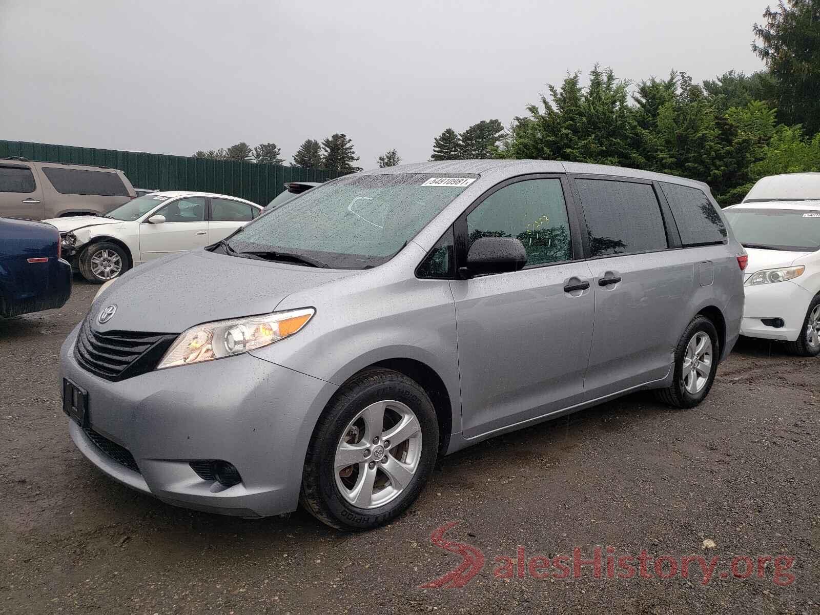 5TDZZ3DC1HS892402 2017 TOYOTA SIENNA