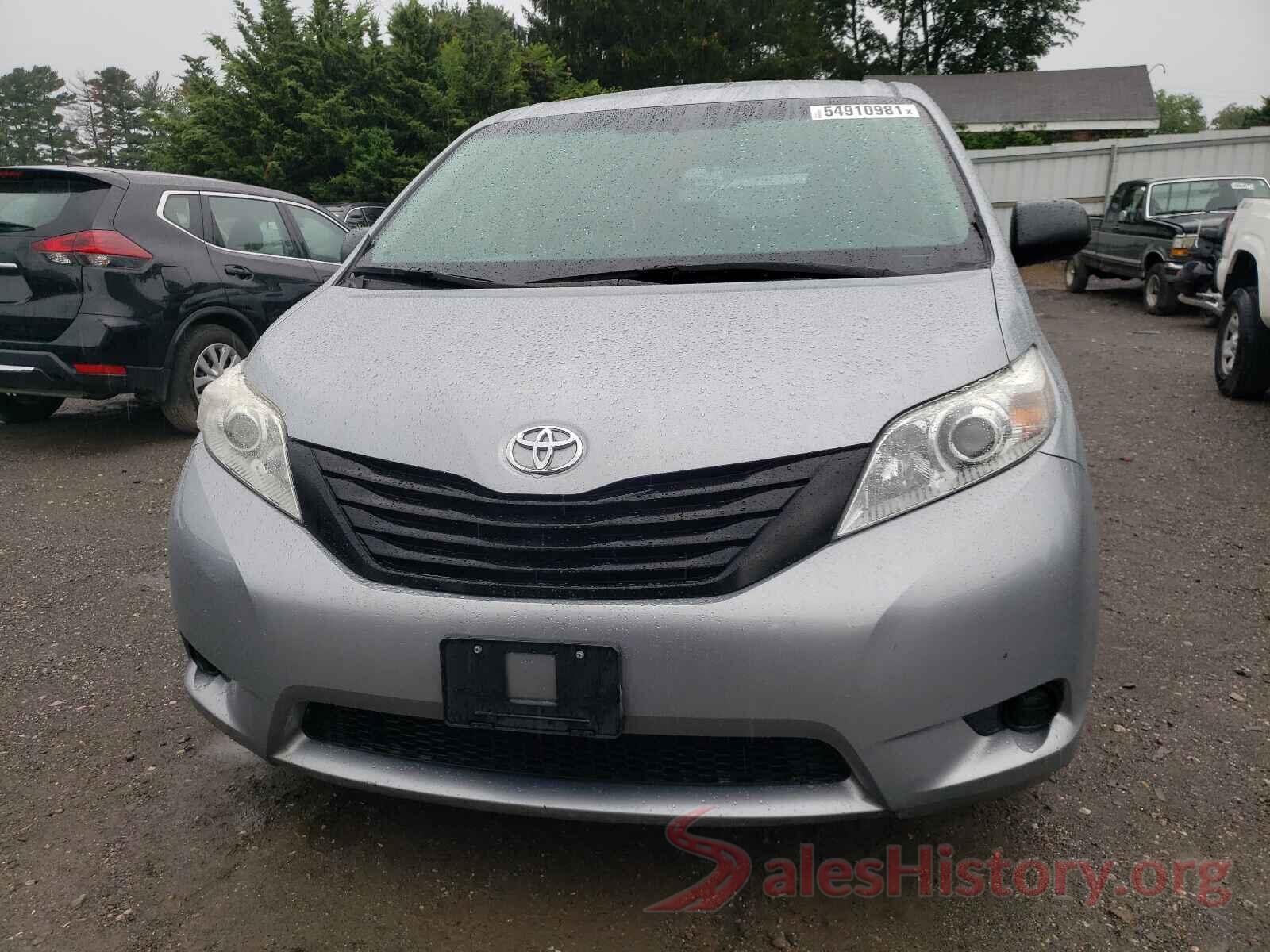 5TDZZ3DC1HS892402 2017 TOYOTA SIENNA