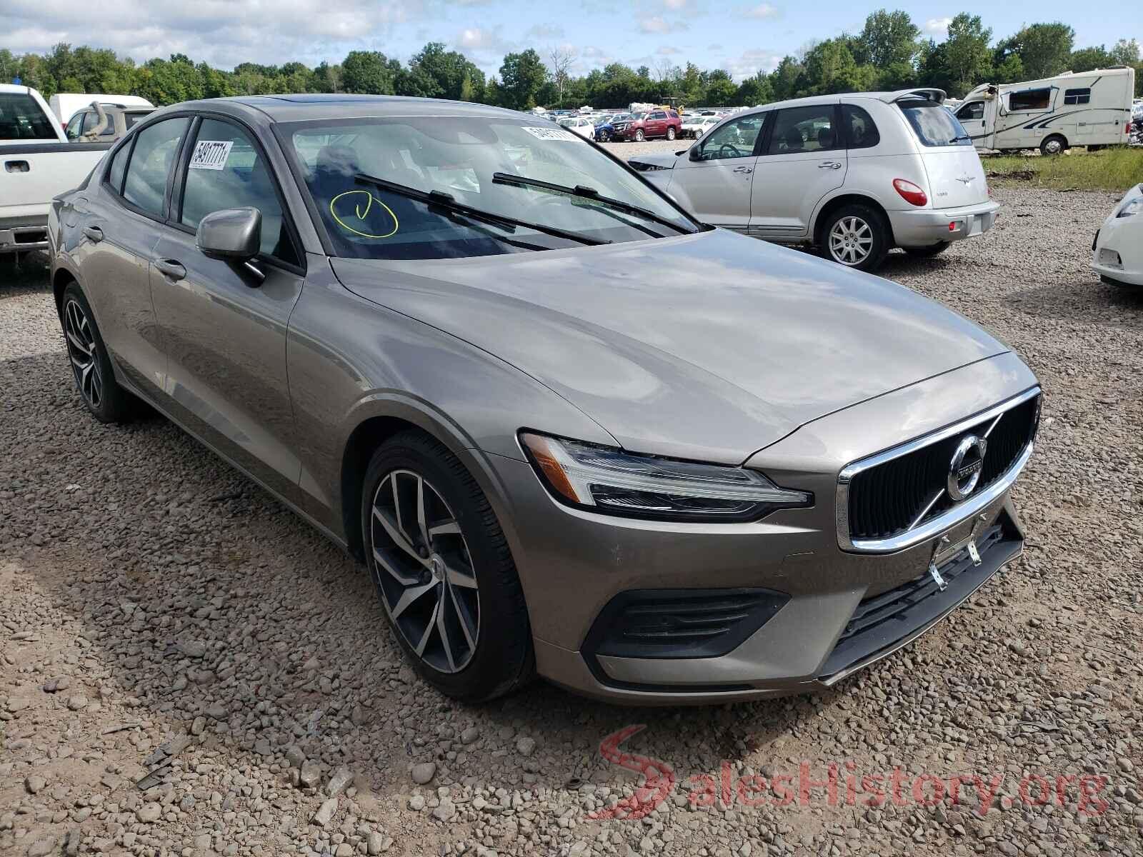 7JRA22TK3KG011299 2019 VOLVO S60