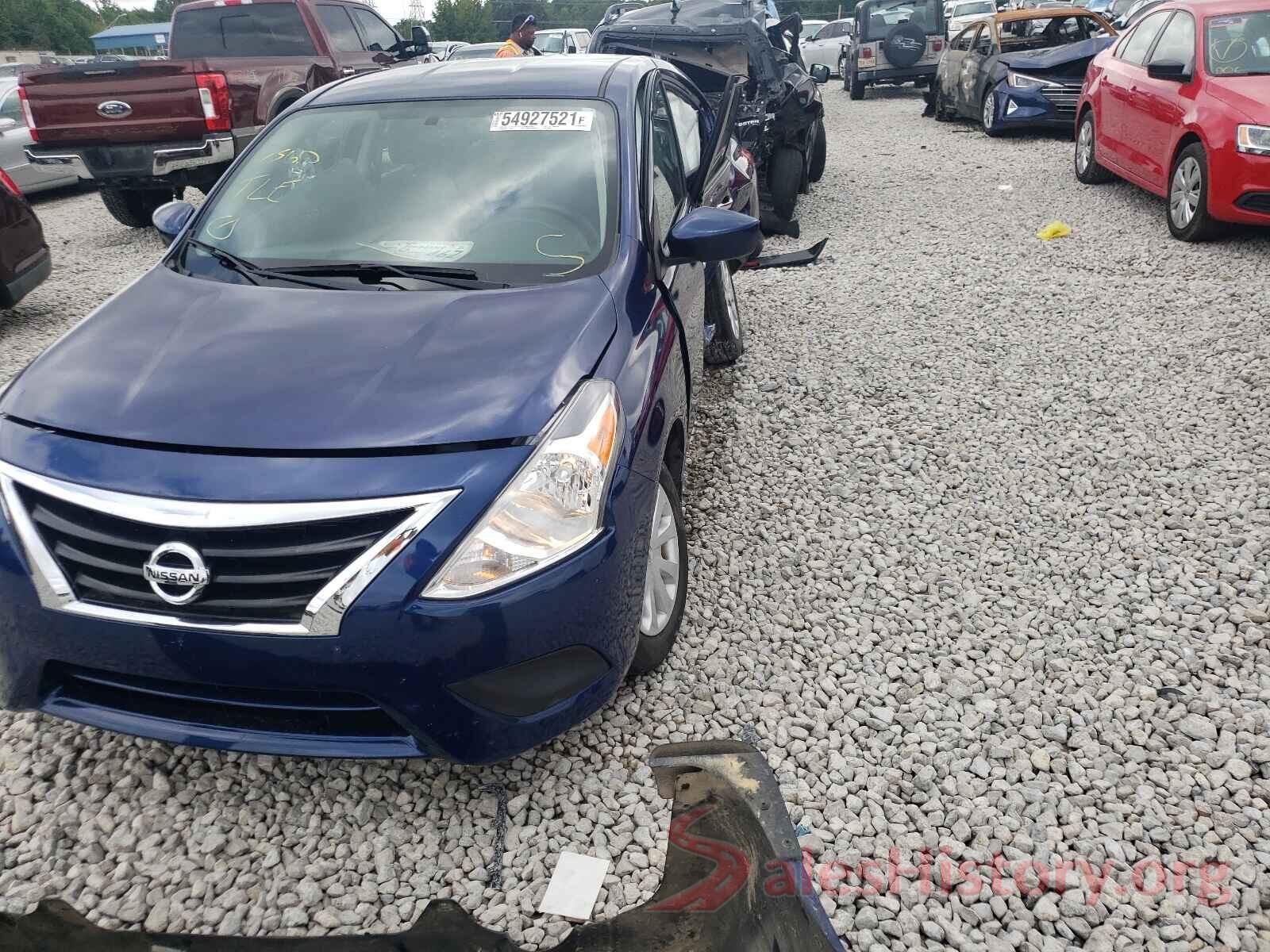 3N1CN7AP1JL868647 2018 NISSAN VERSA