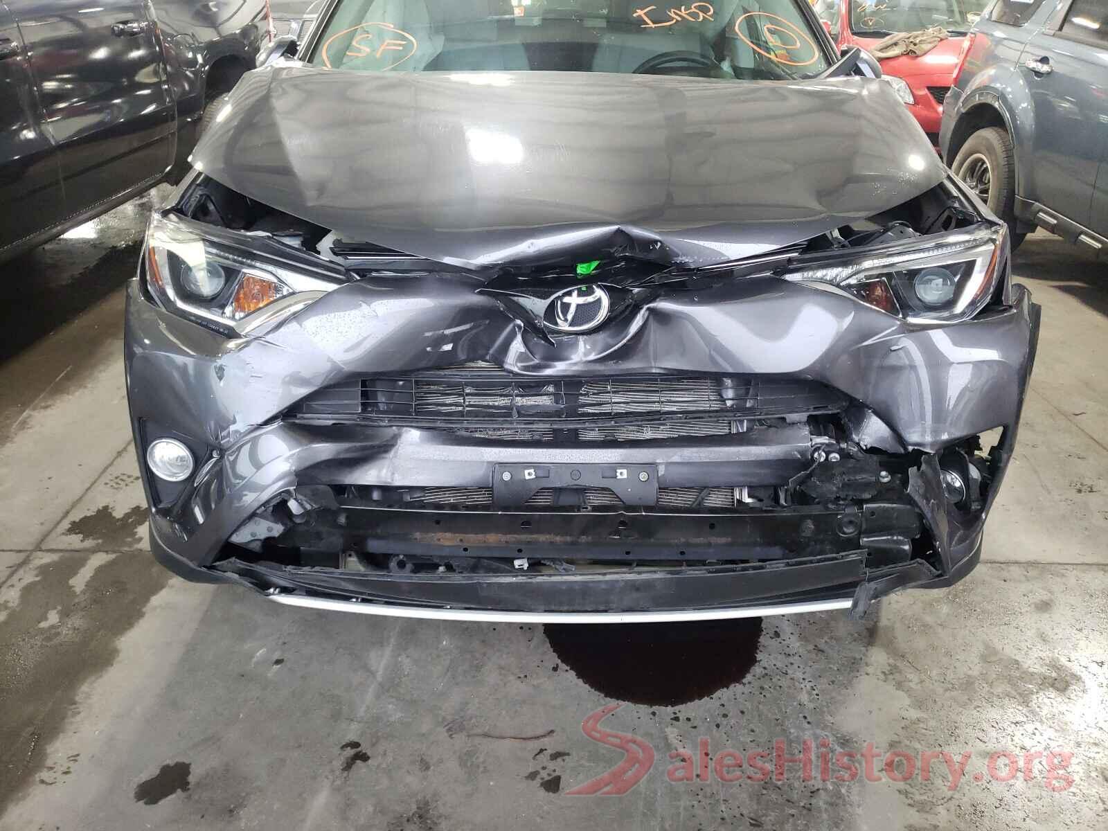 2T3RFREV1GW411010 2016 TOYOTA RAV4