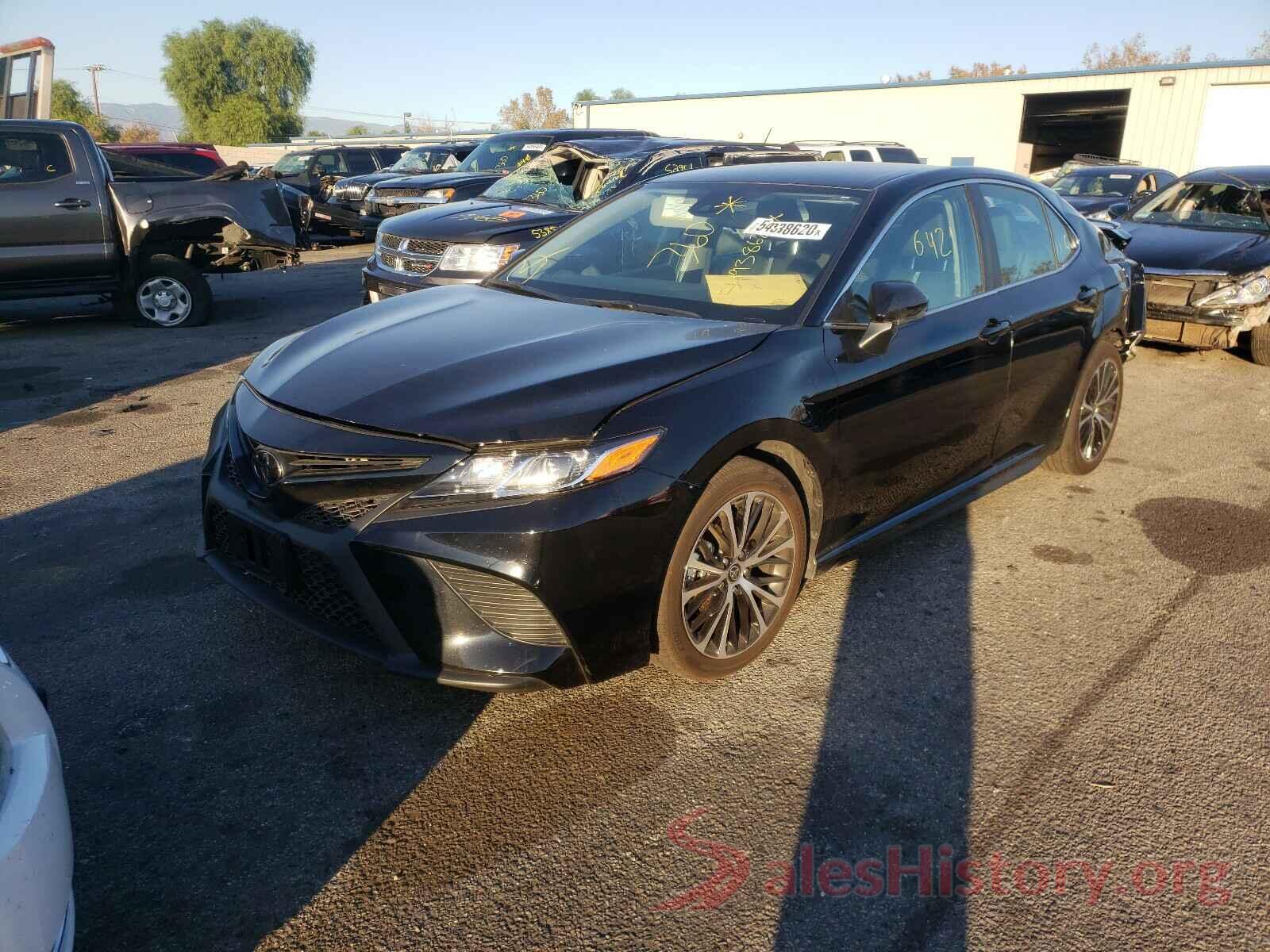 4T1G11AK3LU952808 2020 TOYOTA CAMRY