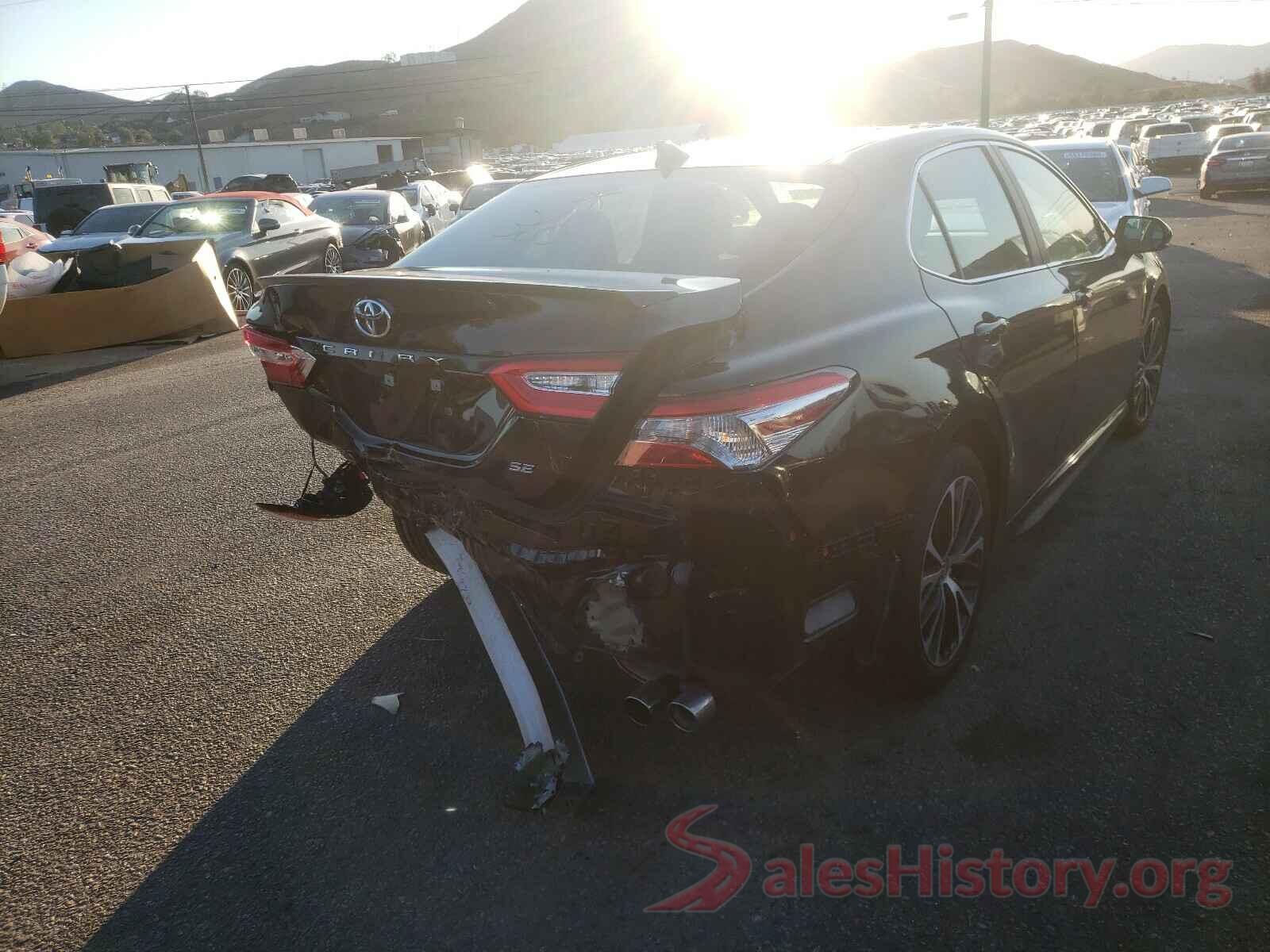 4T1G11AK3LU952808 2020 TOYOTA CAMRY