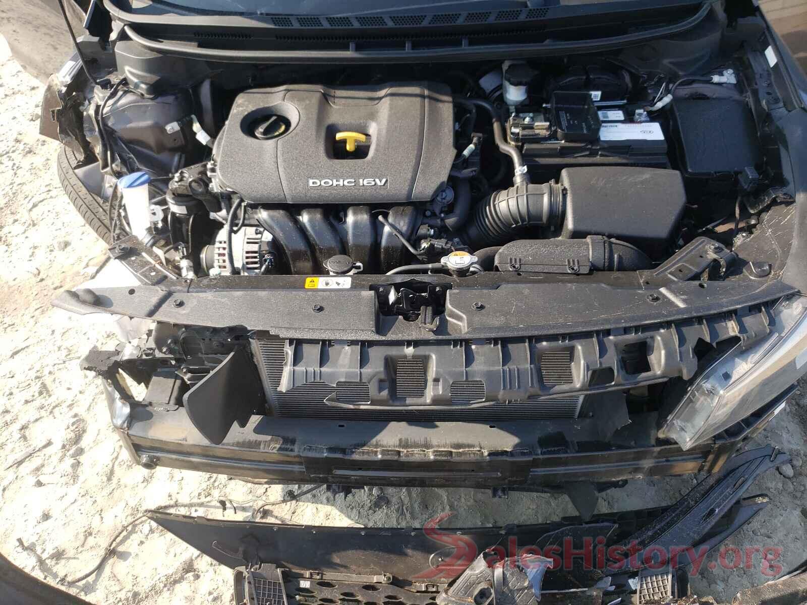 3KPFK4A78JE167545 2018 KIA FORTE