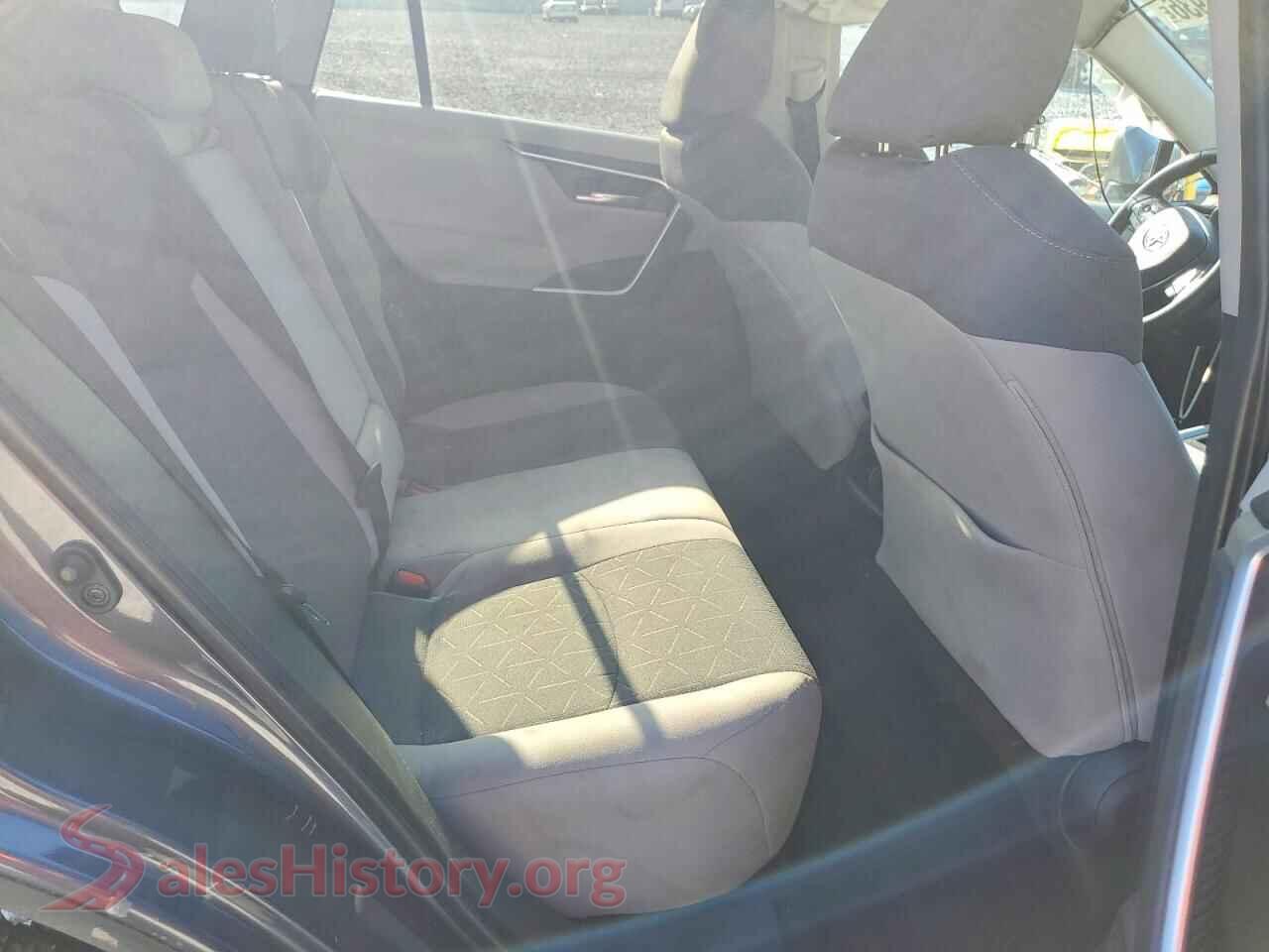 2019 TOYOTA RAV4 VIN 2T3P1RFV9KW083073, VIN plate