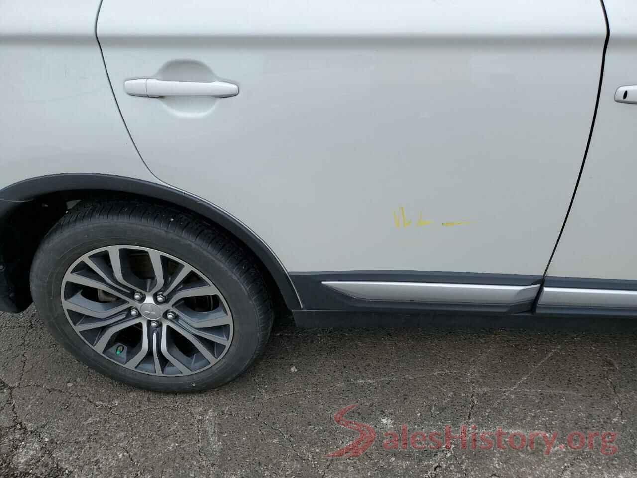 JA4AZ3A31HZ051318 2017 MITSUBISHI OUTLANDER