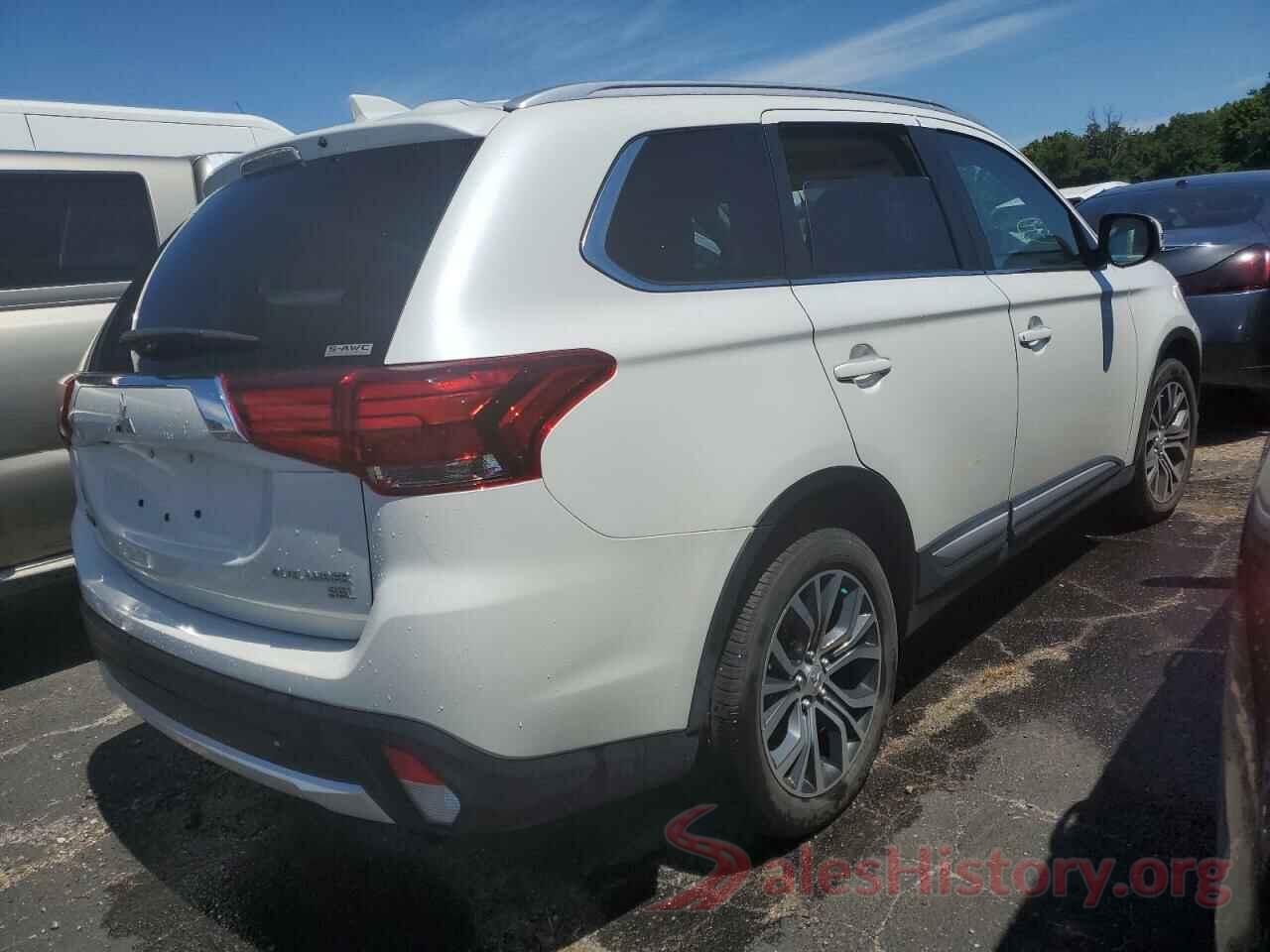 JA4AZ3A31HZ051318 2017 MITSUBISHI OUTLANDER