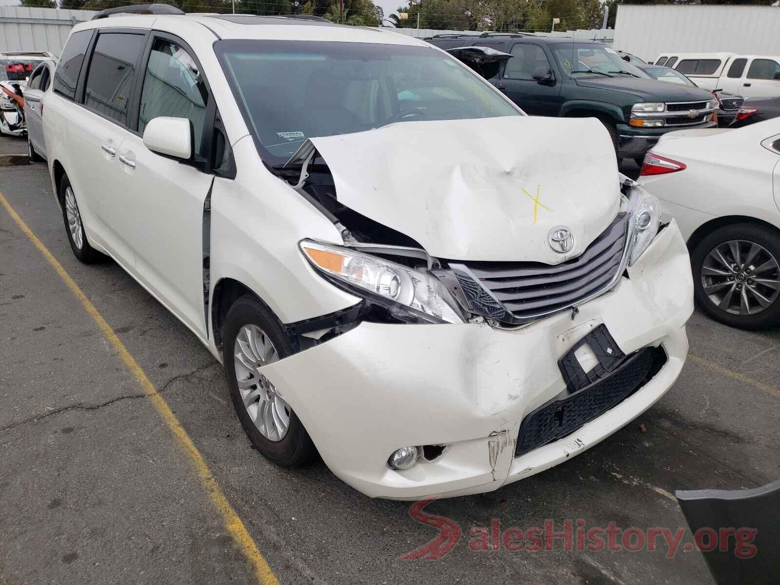 5TDYZ3DC3HS857548 2017 TOYOTA SIENNA