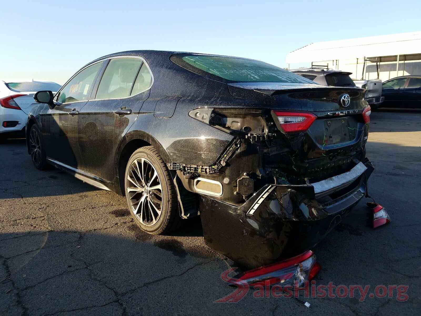 JTNB11HK5J3050373 2018 TOYOTA CAMRY