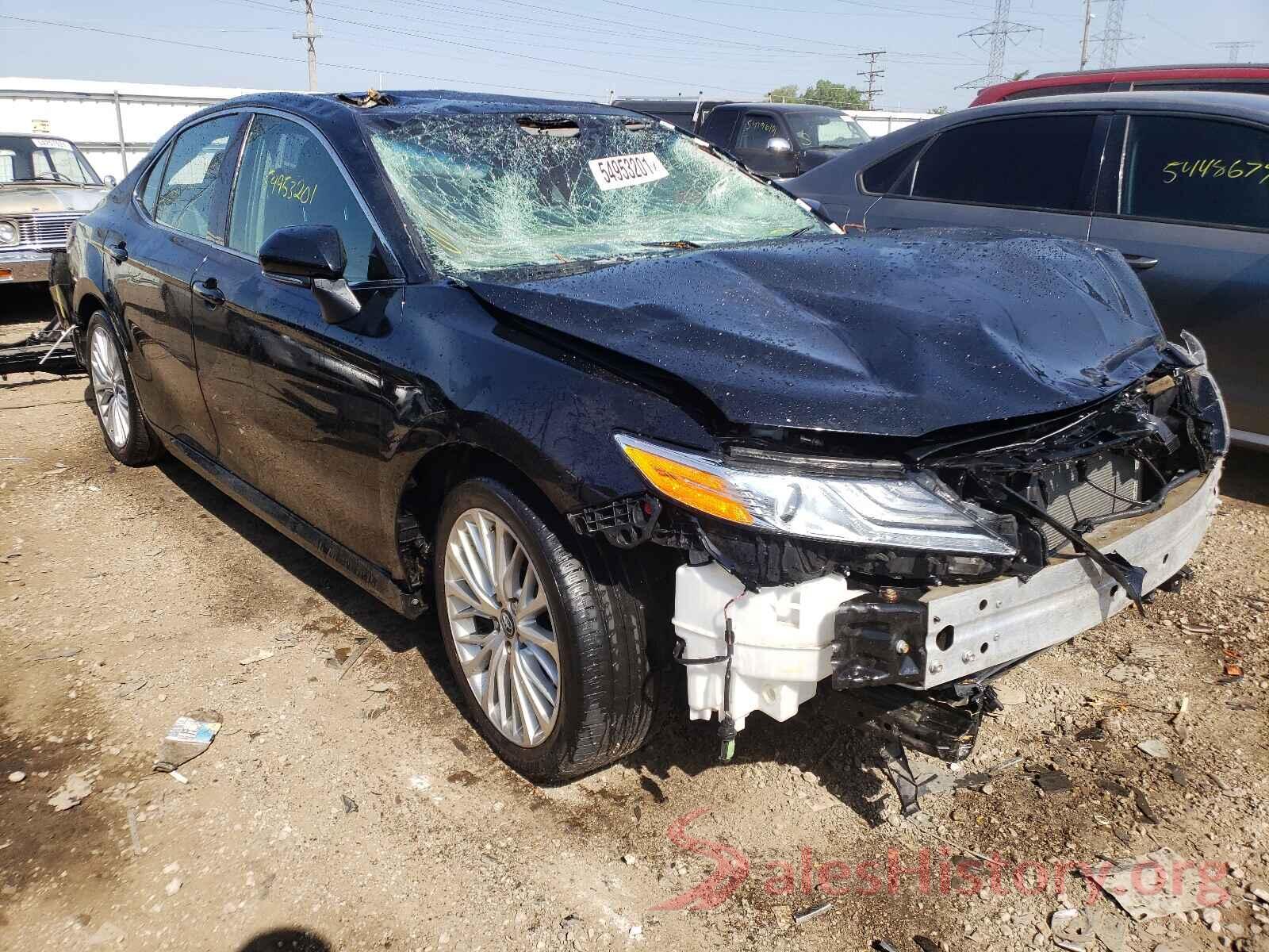 4T1B11HK3JU507238 2018 TOYOTA CAMRY