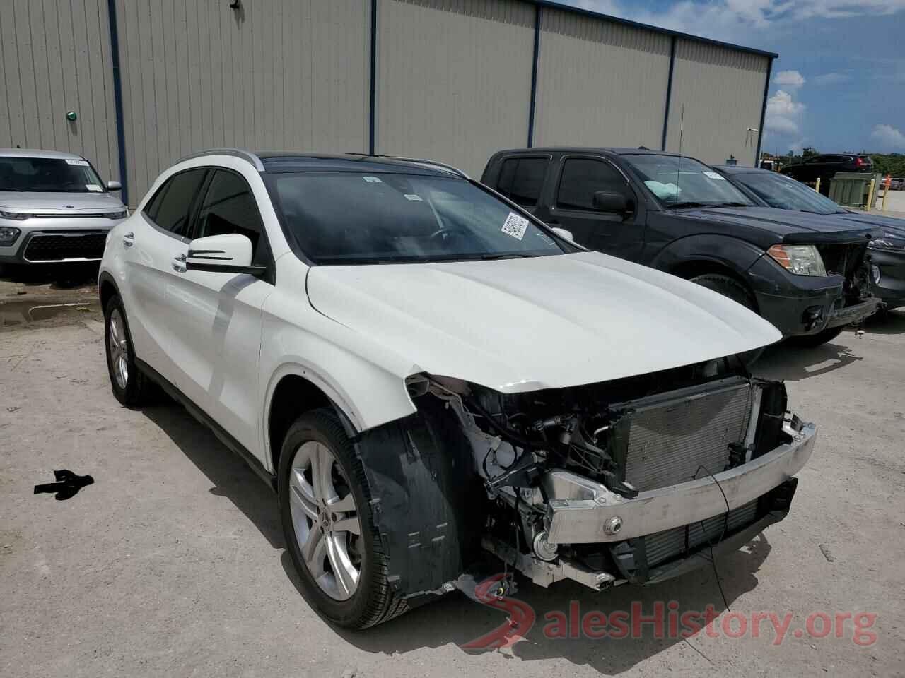 WDCTG4EB2JJ482454 2018 MERCEDES-BENZ GLA-CLASS