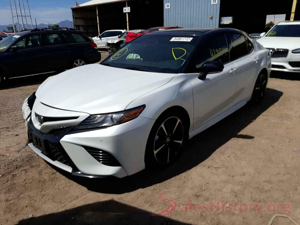 4T1B61HK1JU155245 2018 TOYOTA CAMRY