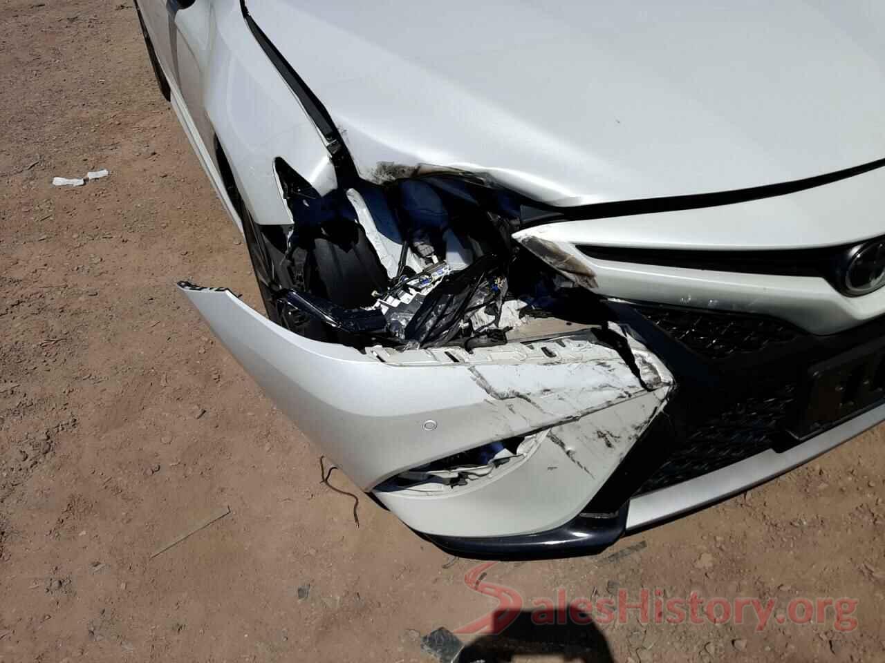 4T1B61HK1JU155245 2018 TOYOTA CAMRY