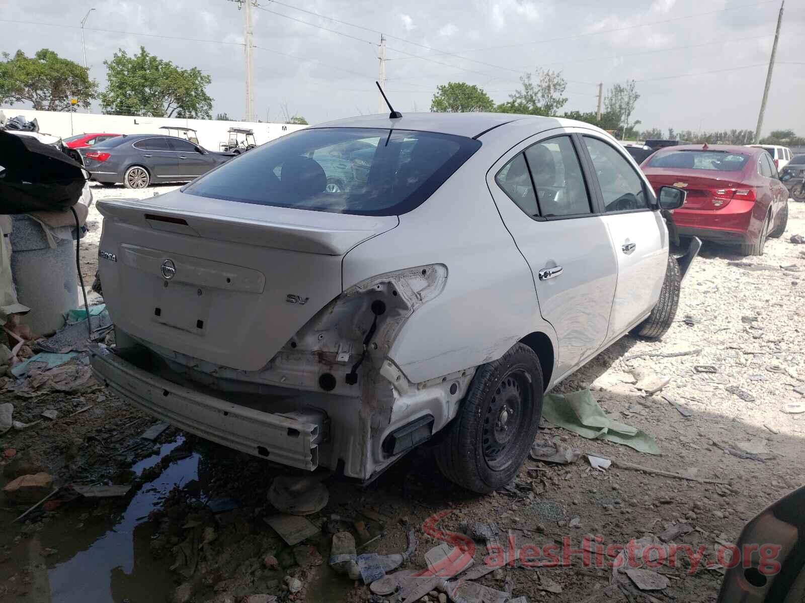 3N1CN7AP7JK400153 2018 NISSAN VERSA