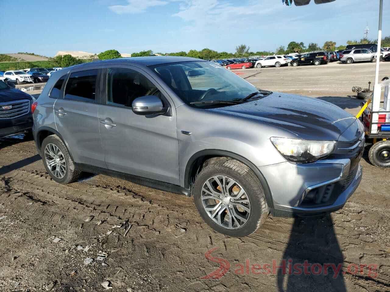 JA4AP3AU5JZ003812 2018 MITSUBISHI OUTLANDER