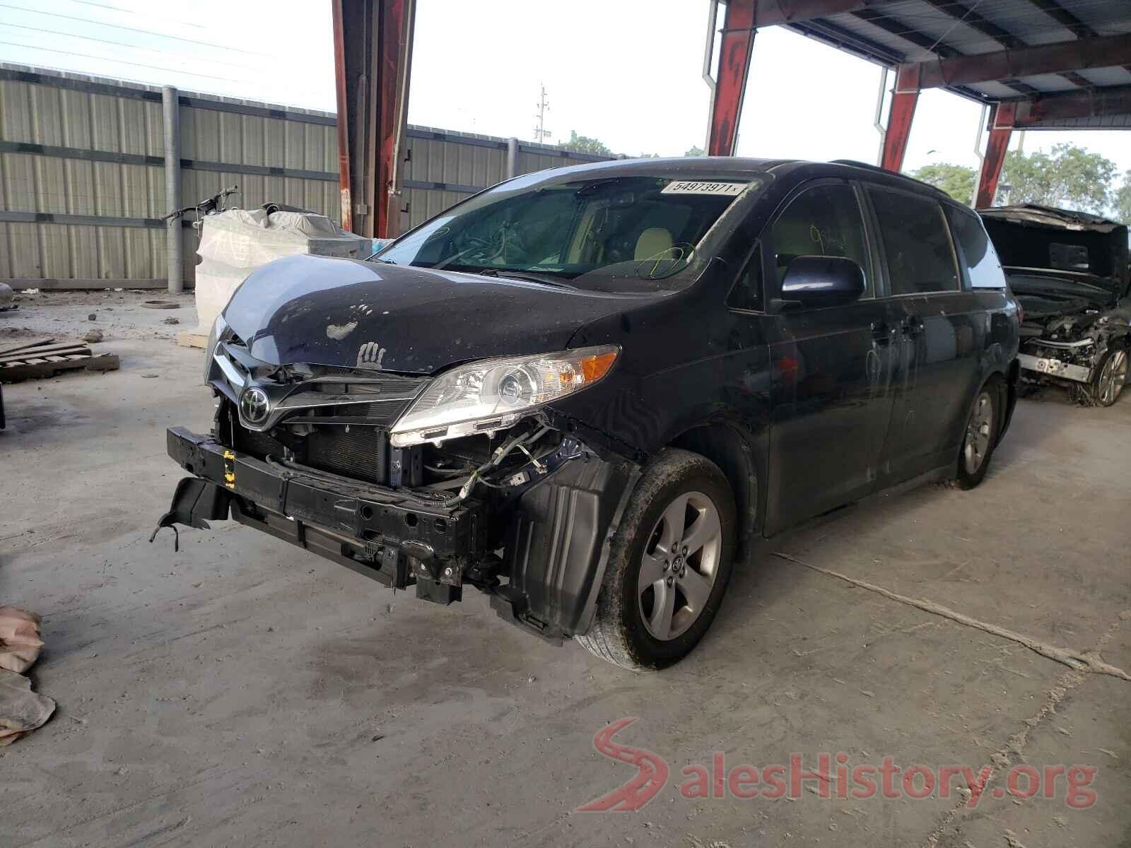 5TDKZ3DC5JS914330 2018 TOYOTA SIENNA