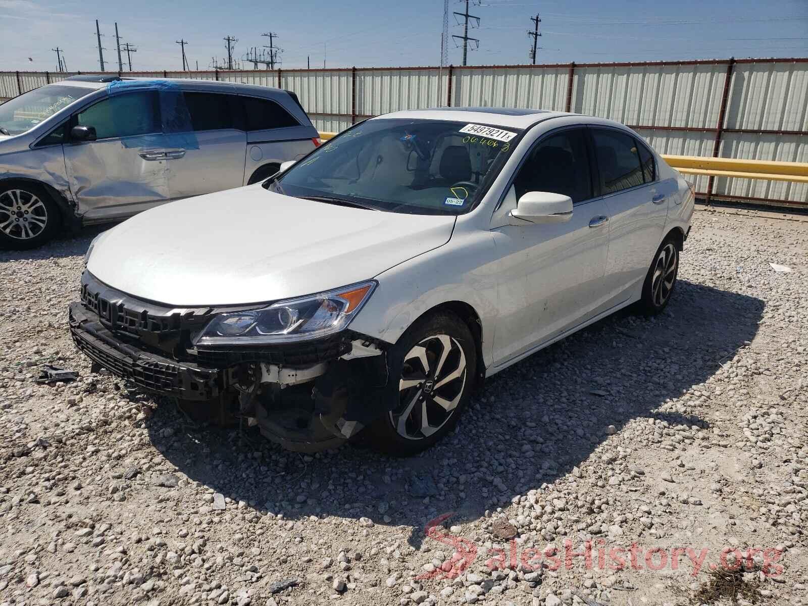 1HGCR2F7XHA064668 2017 HONDA ACCORD