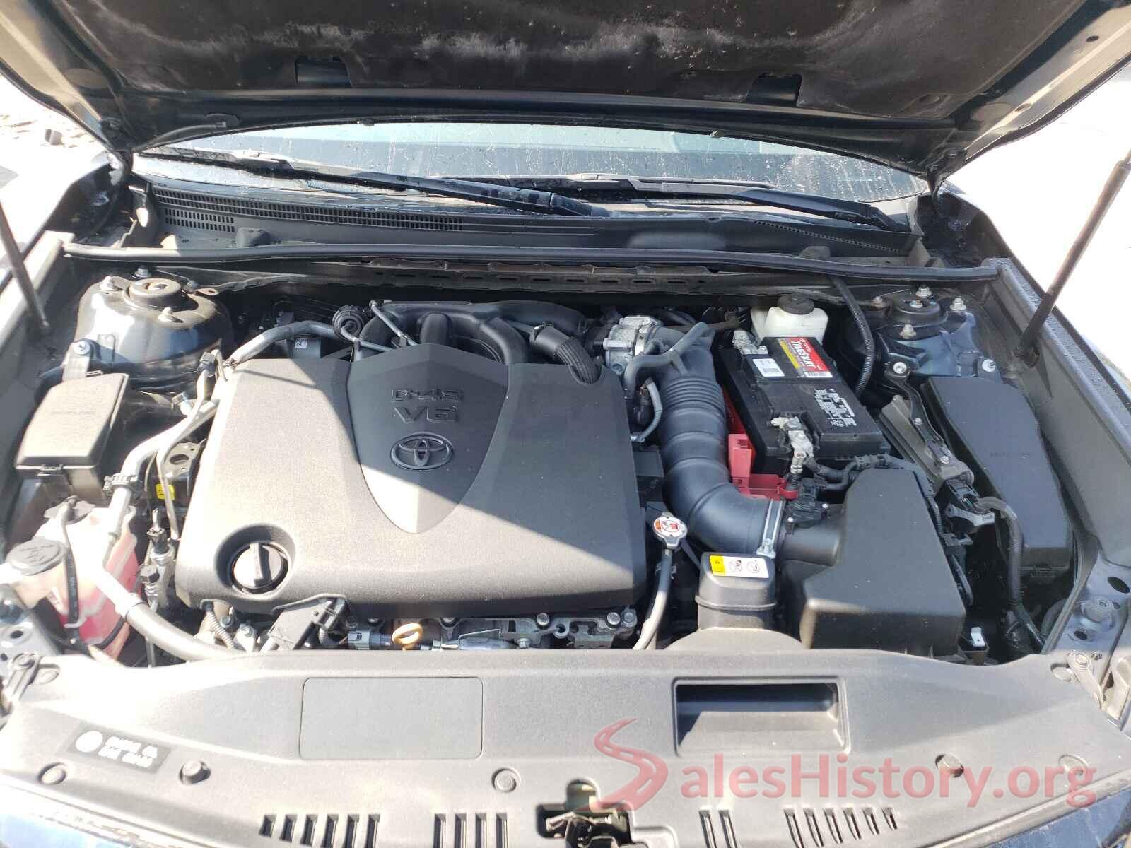 4T1BZ1HK1JU501687 2018 TOYOTA CAMRY