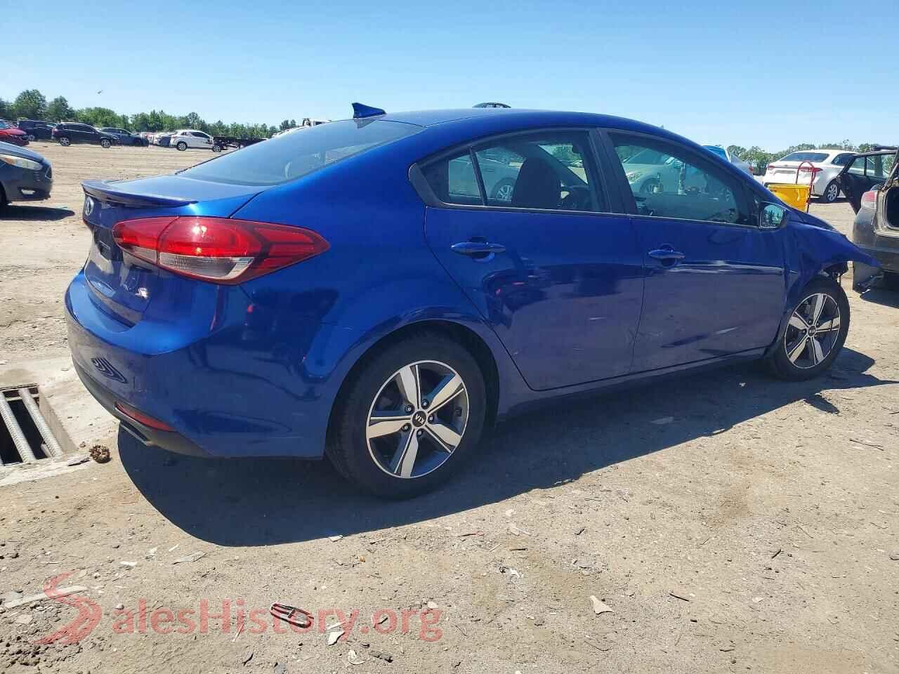 2018 KIA FORTE VIN 3KPFL4A70JE275574, right side view