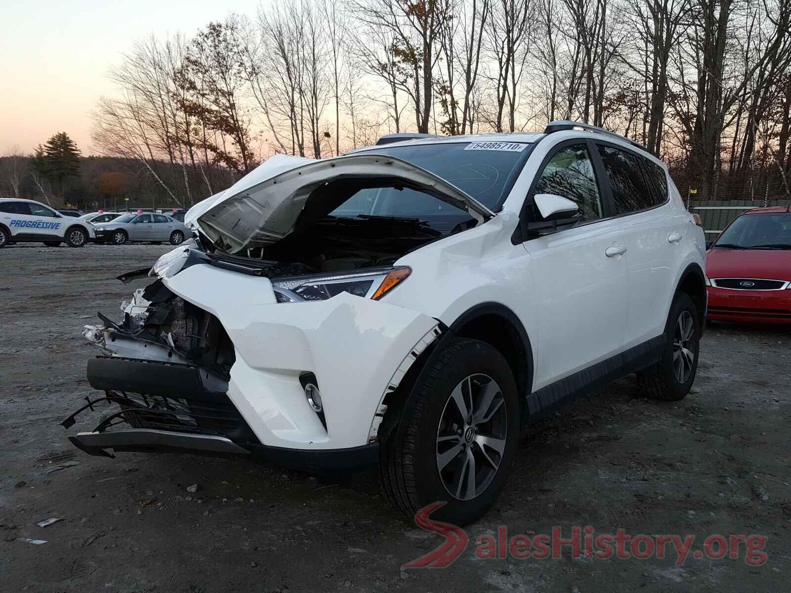 JTMRFREV3GJ095463 2016 TOYOTA RAV4