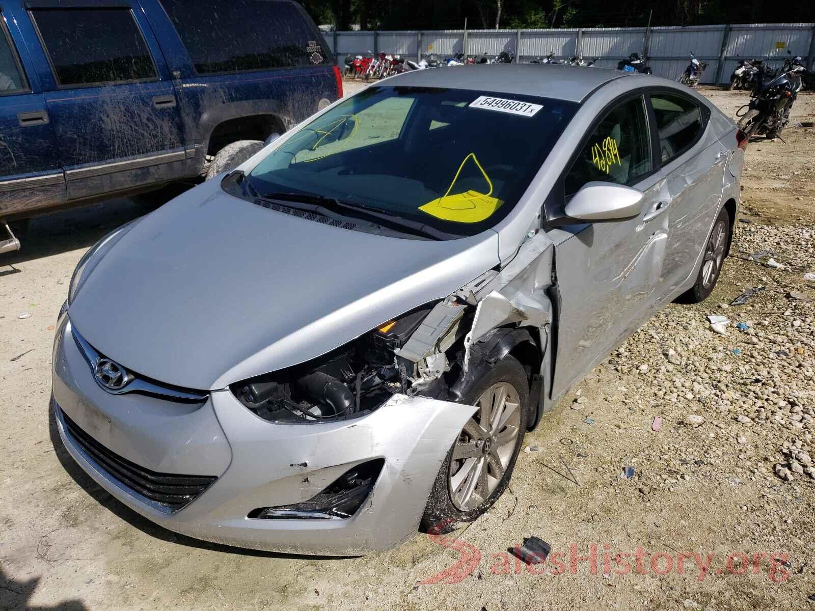 5NPDH4AE9GH729882 2016 HYUNDAI ELANTRA