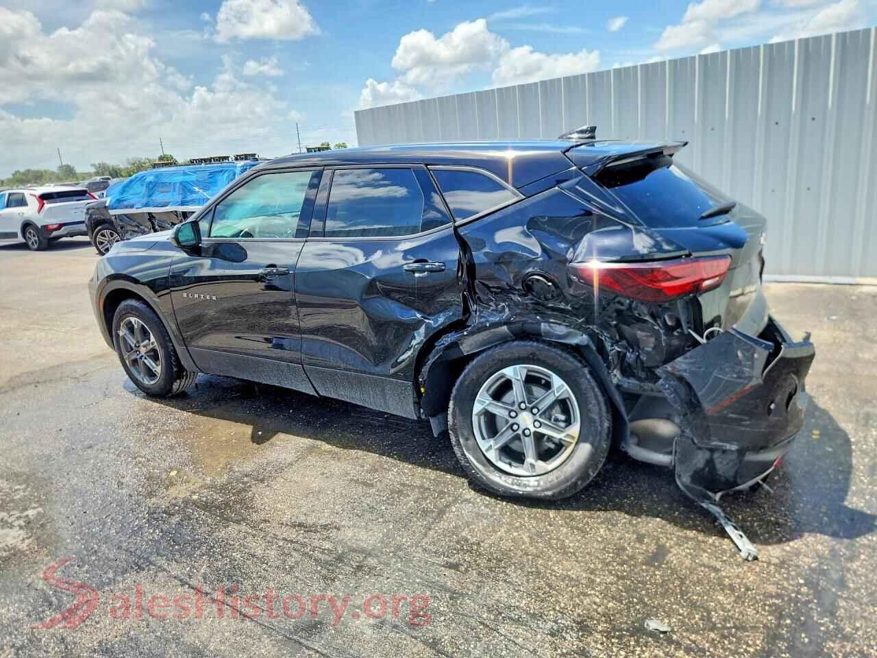 2026 CHEVROLET BLAZER VIN 3GNKBCR45TS150300, front view