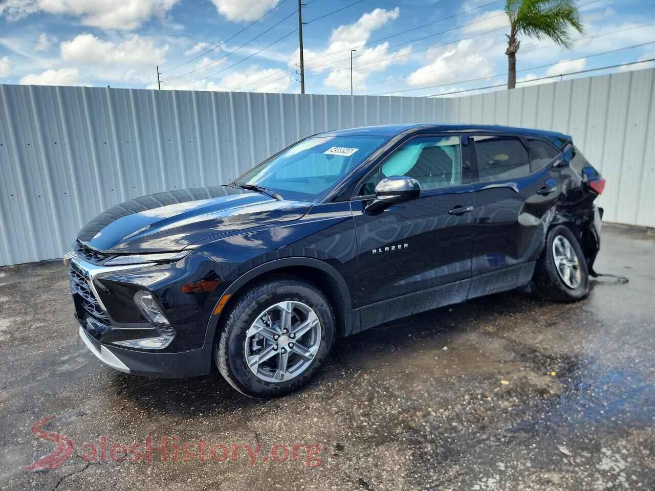 2026 CHEVROLET BLAZER VIN 3GNKBCR45TS150300, auction photo