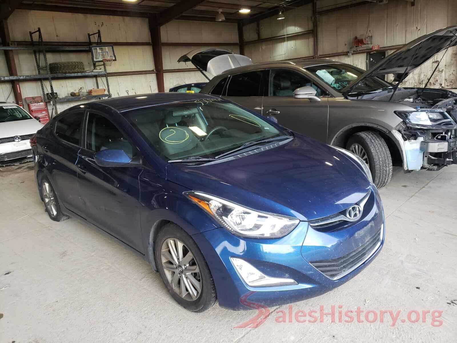 5NPDH4AE8GH713379 2016 HYUNDAI ELANTRA