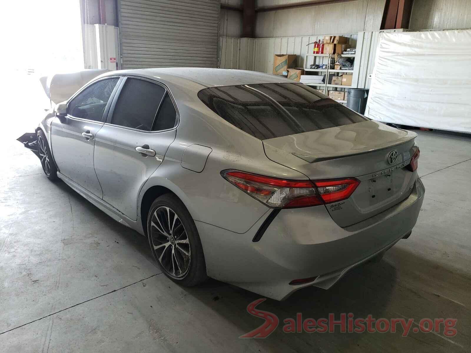 JTNB11HK7J3015558 2018 TOYOTA CAMRY