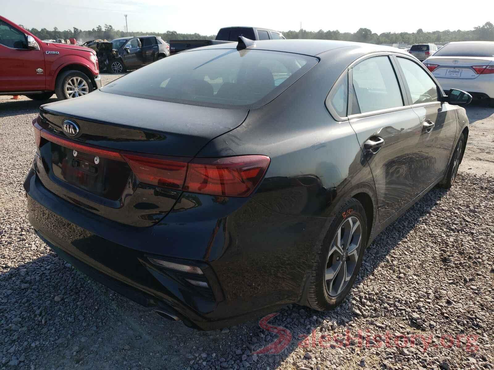 3KPF24AD1KE095997 2019 KIA FORTE