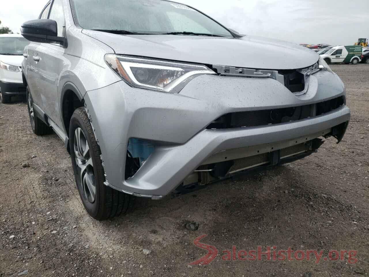 2T3ZFREV0HW396565 2017 TOYOTA RAV4