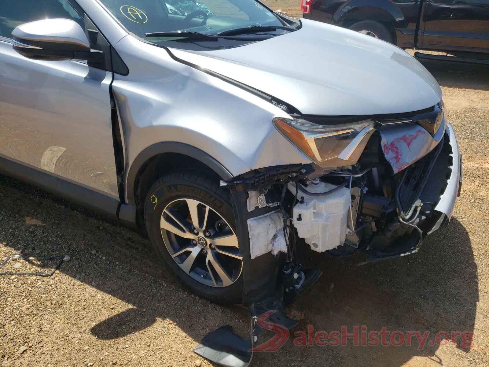 2T3RFREV3GW439570 2016 TOYOTA RAV4