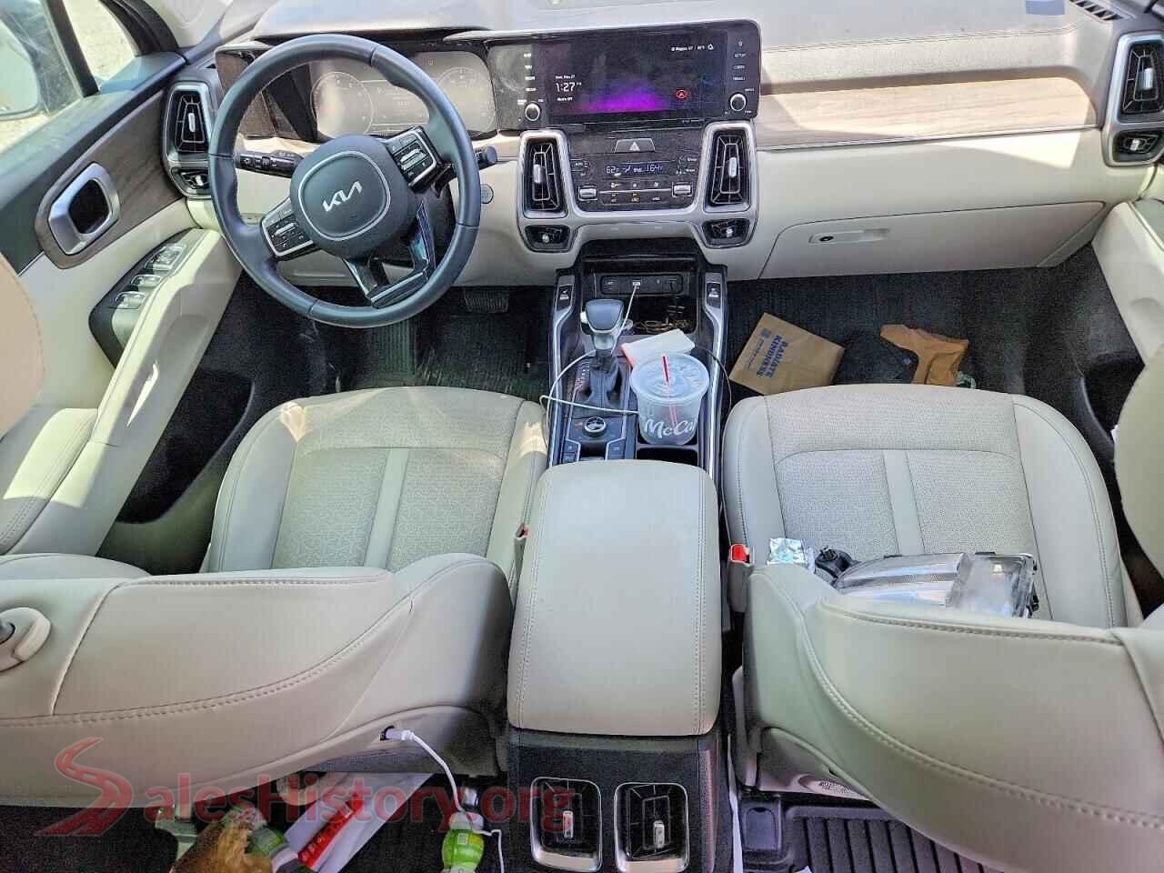 2023 KIA SORENTO VIN 5XYRHDLF9PG244189, interior dashboard