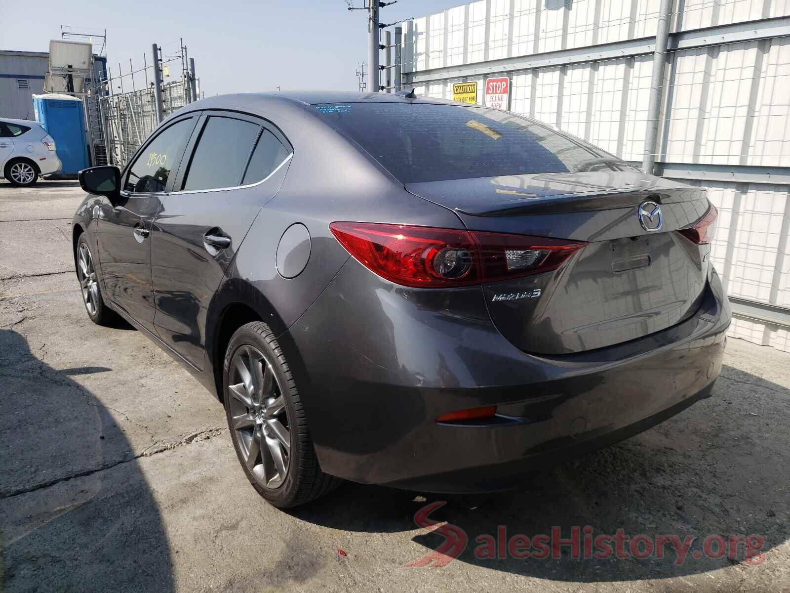 3MZBN1V38JM219531 2018 MAZDA 3