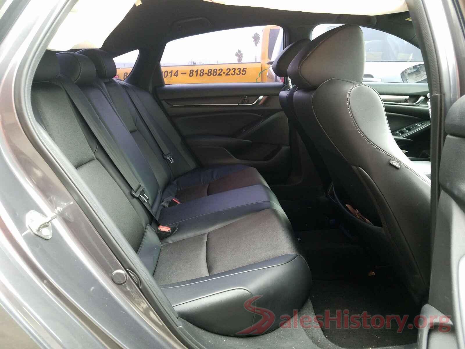 1HGCV1F38JA179343 2018 HONDA ACCORD