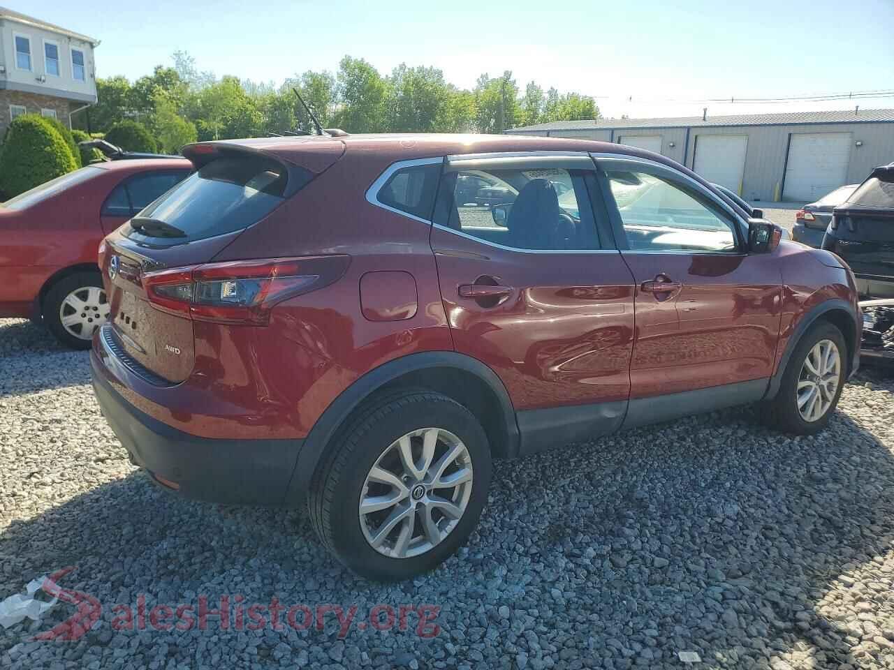 2020 NISSAN ROGUE VIN JN1BJ1CW2LW365392, right side view
