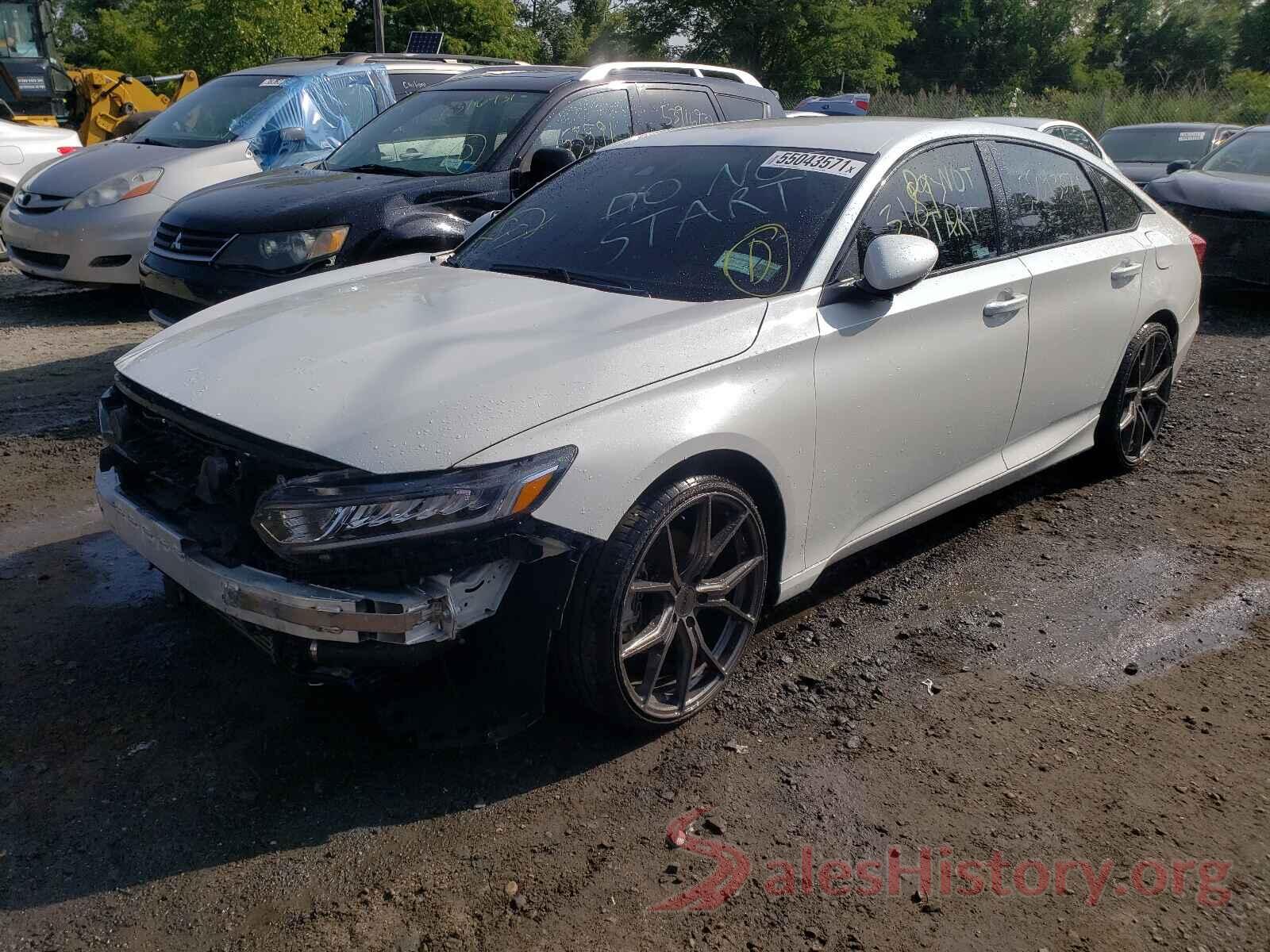 1HGCV1F3XJA147266 2018 HONDA ACCORD