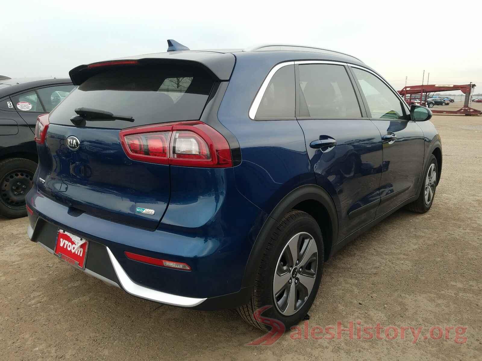 KNDCB3LC6K5262237 2019 KIA NIRO