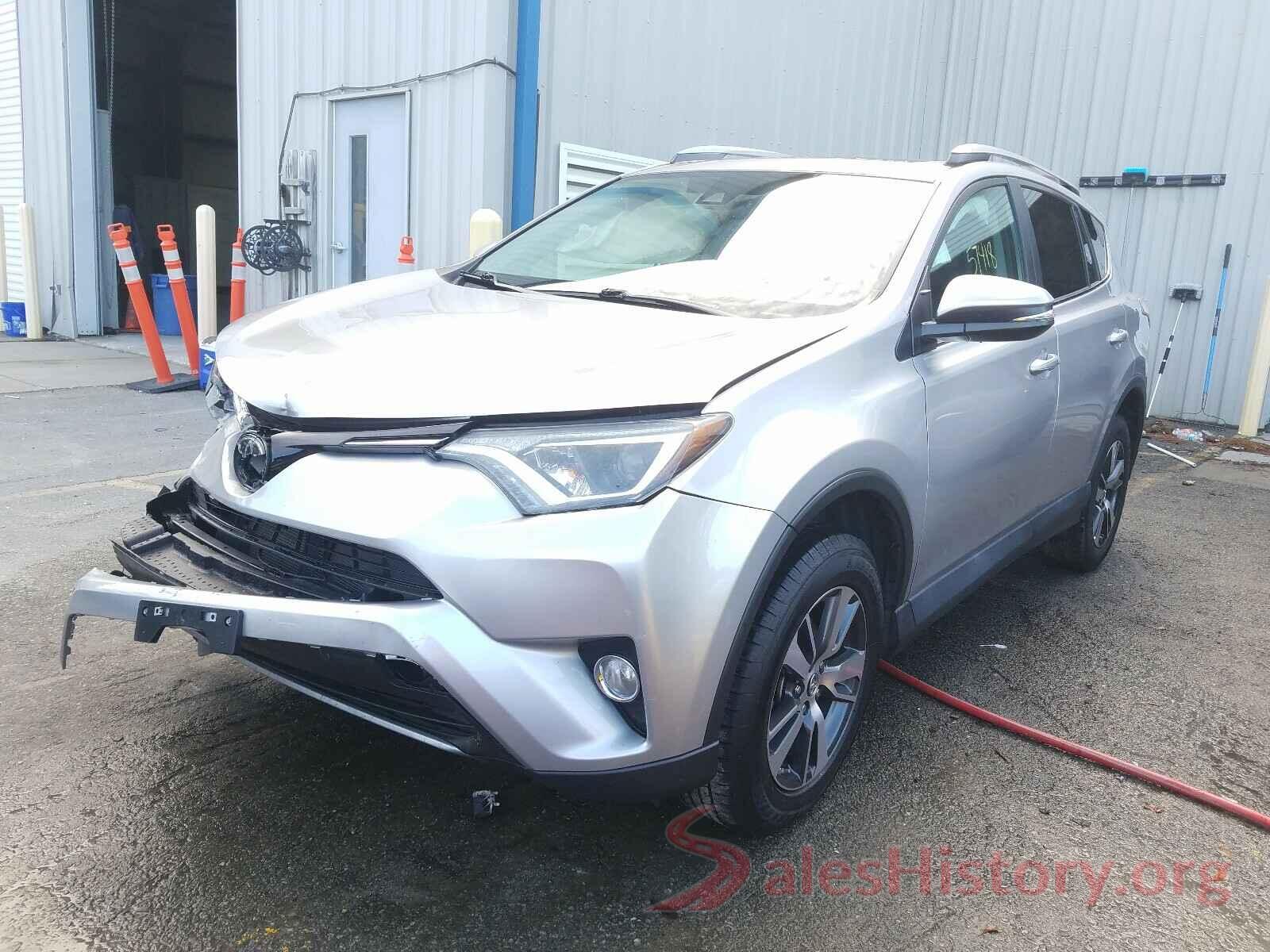 2T3RFREV5HW550476 2017 TOYOTA RAV4