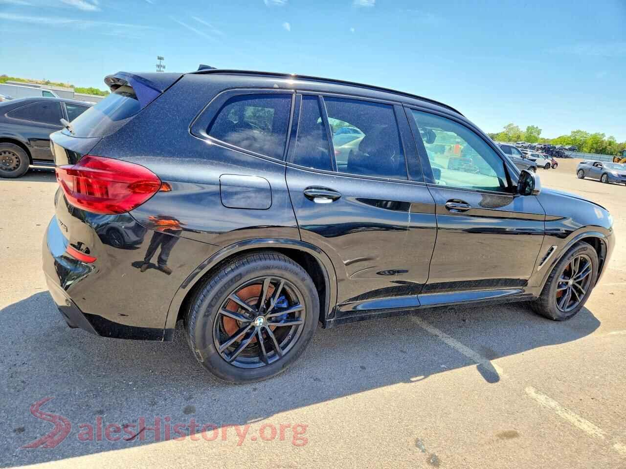 2018 BMW X3 VIN 5UXTS3C59J0Z00153, right side view