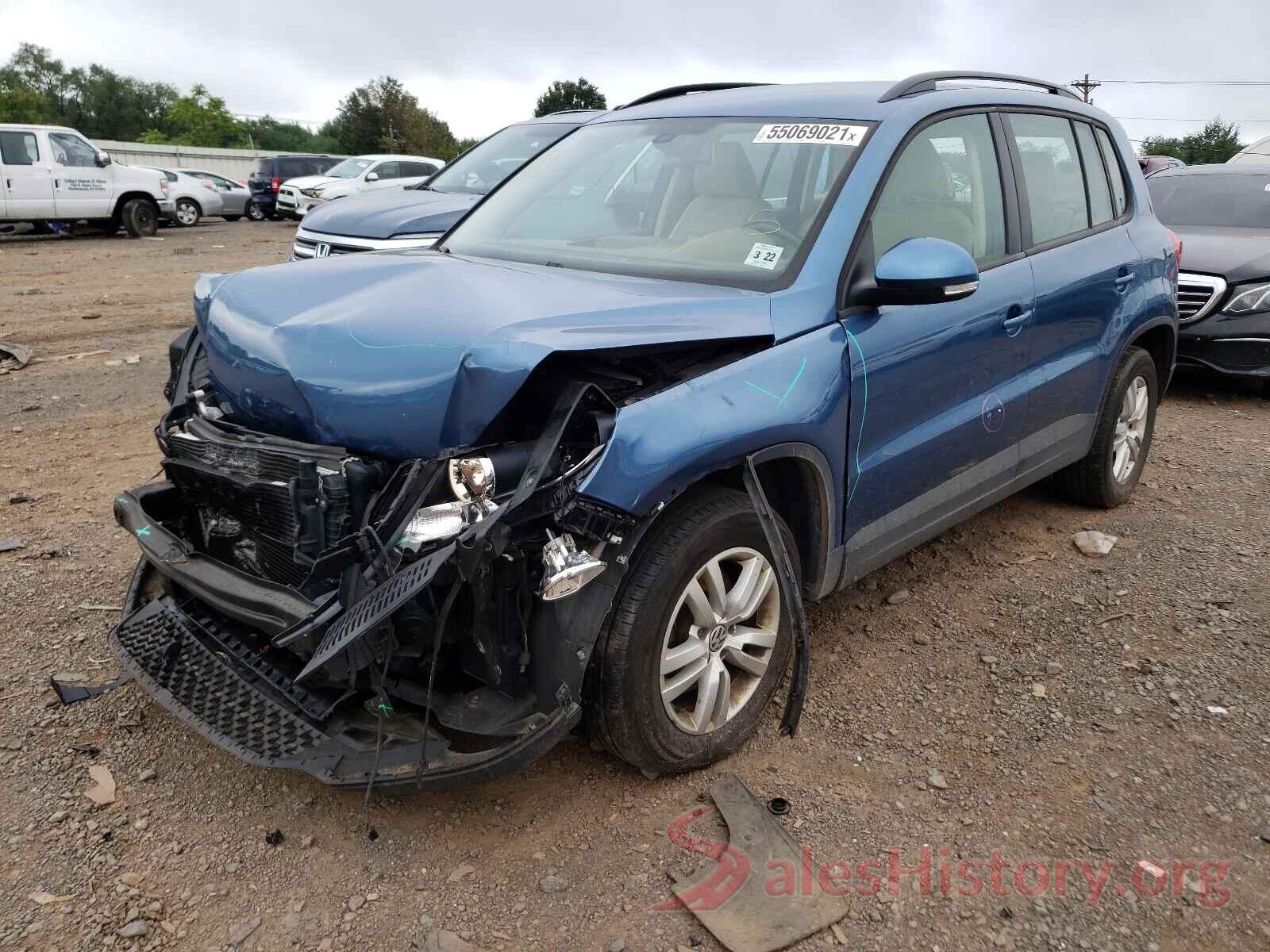 WVGBV7AX3HK027168 2017 VOLKSWAGEN TIGUAN