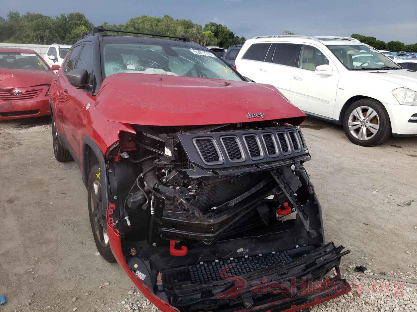 3C4NJDDB4JT130082 2018 JEEP COMPASS