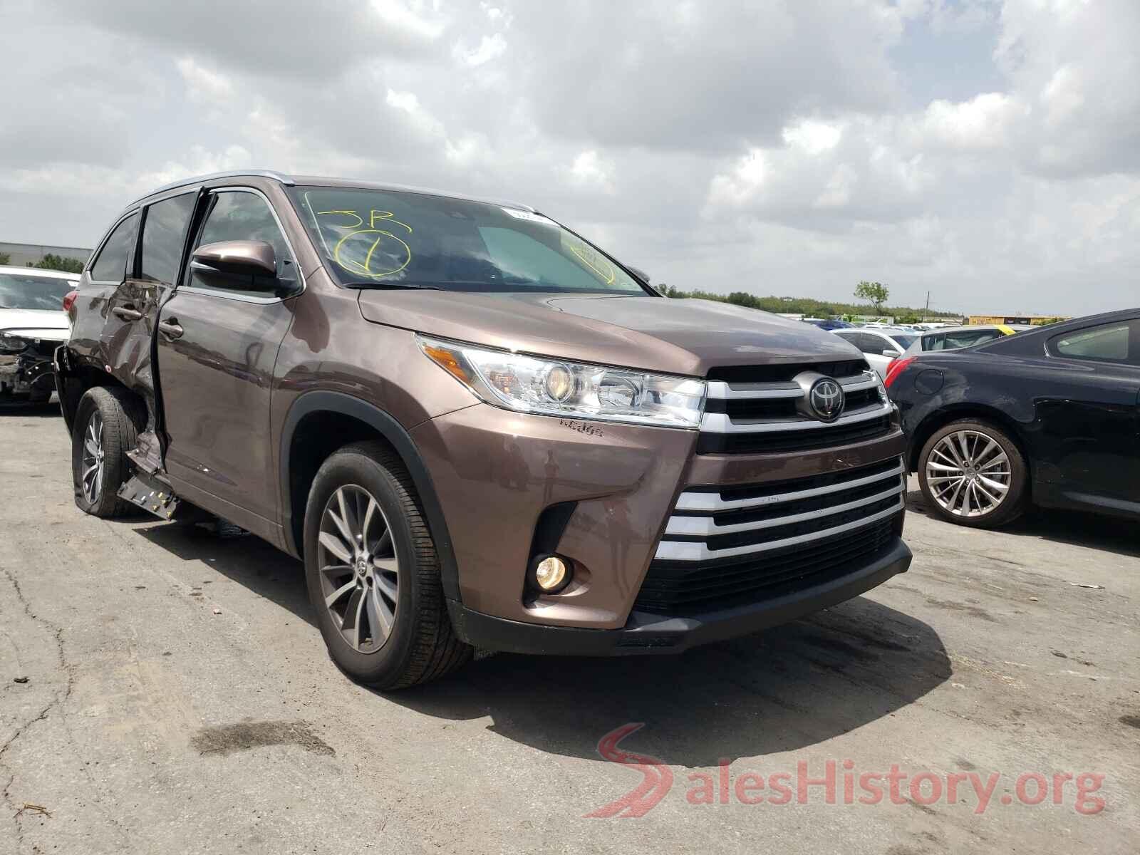 5TDKZRFH7JS235557 2018 TOYOTA HIGHLANDER